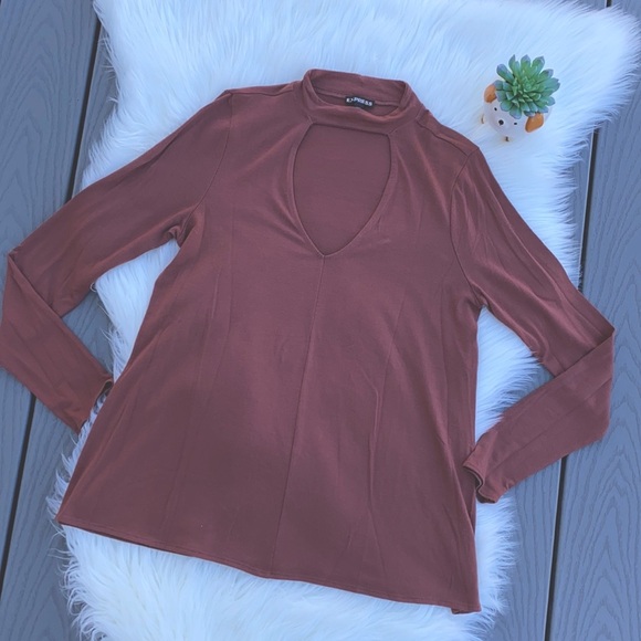 Express Tops - Express keyhole long sleeve top